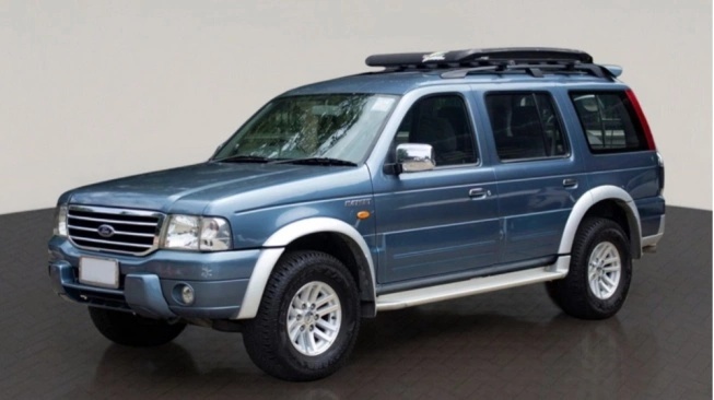 Kelebihan dan kekurangan Ford Everest Gen 1