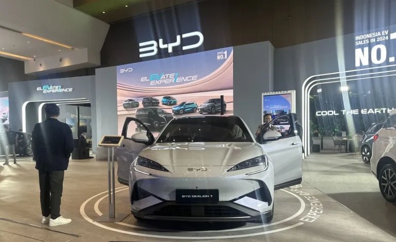 BYD Resmi Jadi Raja Mobil Listrik Dunia 2025